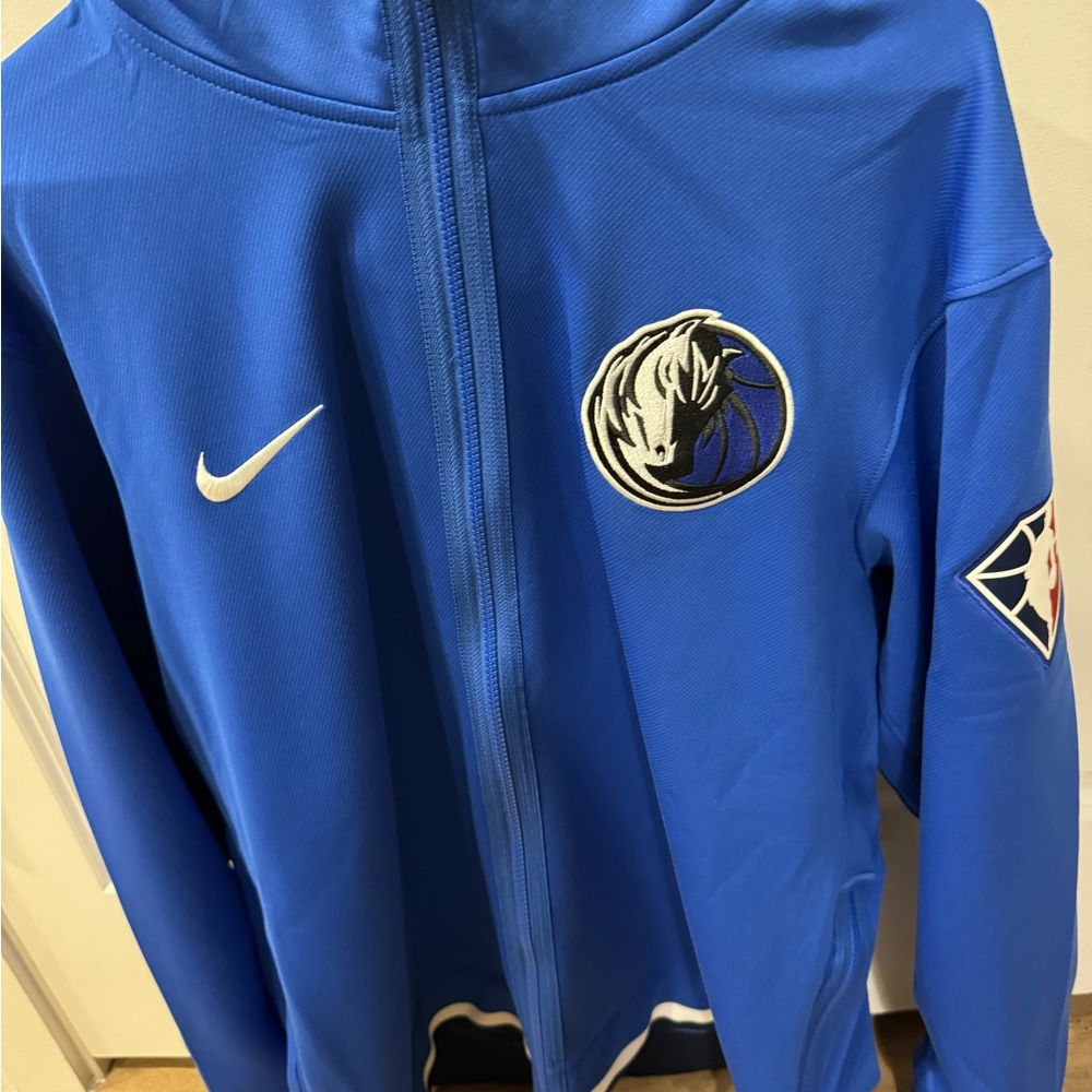 Nike Dallas Mavericks warm up jacket with hood